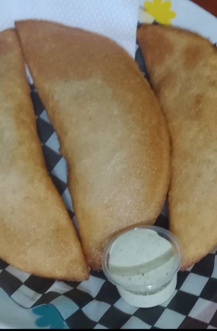 Fritos, empanadas, pasteles y mucho mas.